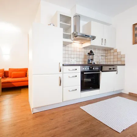 Life Apartment *